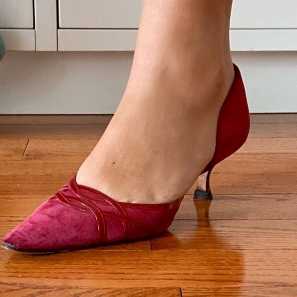 GUC Manolo Blanhik Heels Red Suede Size 10 - Picture 4 of 6